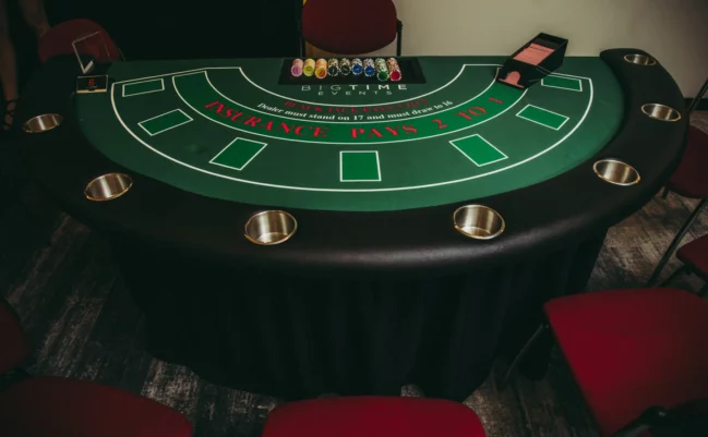 Zábavné kasíno - Blackjack, Ruleta, Poker, Kocky